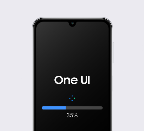 Galaxy M34 5G pokazuje aplikację One UI pobierającą aktualizacje na czarnym tle oraz wskaźnik procentowy pokazujący postęp pobierania.