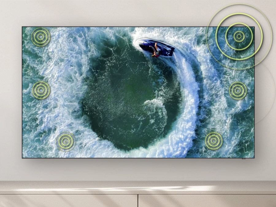 Kinowa jakość brzmienia dzięki dźwiękowi podążającemu za Obiektem+ w telewizorach Samsung Neo QLED 4k